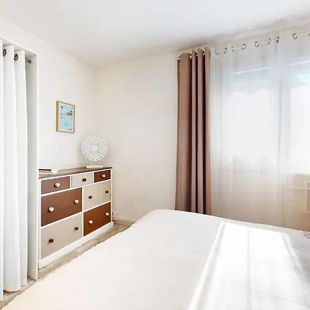 Stunning In With Wifi Apartment *