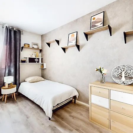 Stunning In With Wifi Apartment *
